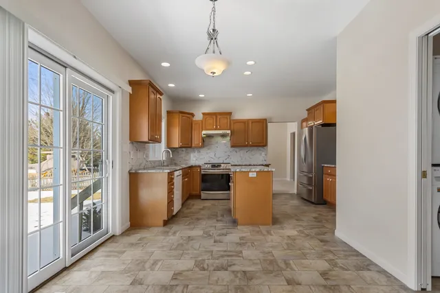 $485,000 | 3009 Weeping Cherry Drive, Champaign, IL 61822