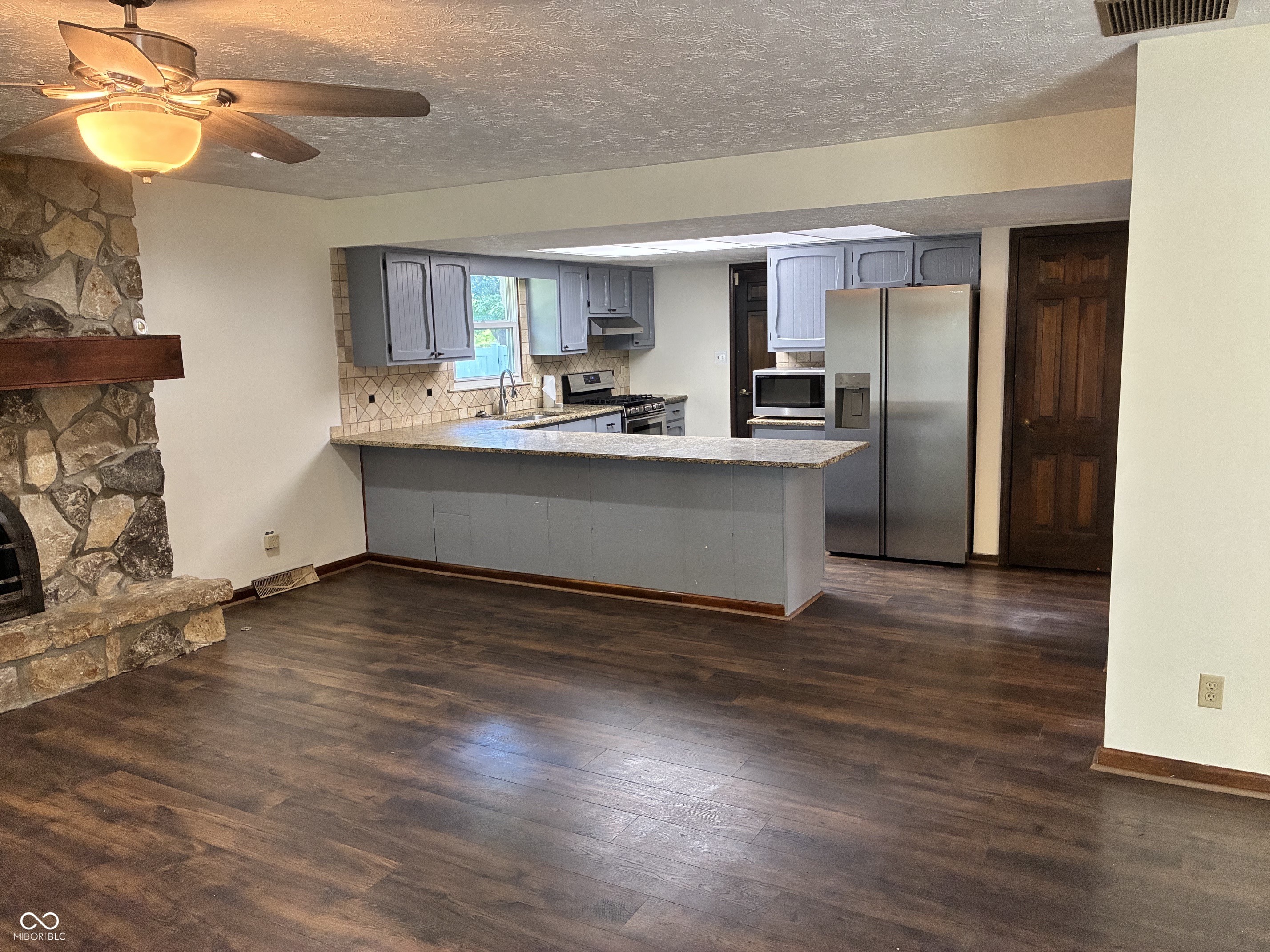 4003 Fairview Road Greenwood, IN 46142 - Photo 7 of 18 Gallery Image 7