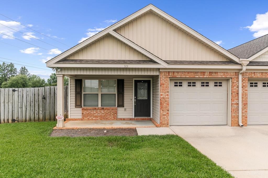101 Legends Court Dothan, AL 36305 - Photo 1 of 26