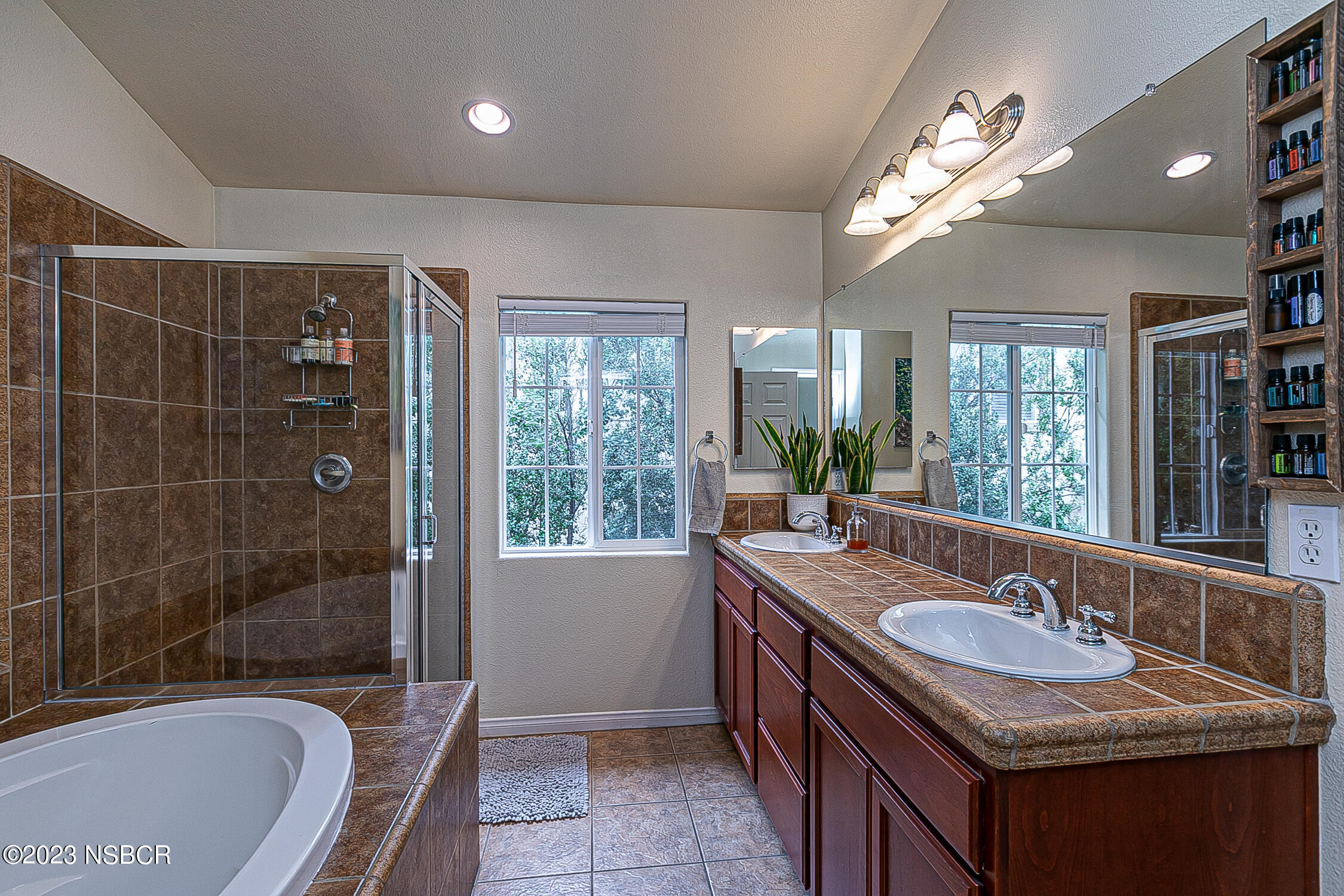 431 South Y Street Lompoc, CA 93436 - Photo 6 of 50 431SouthYSt_27
