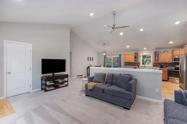 $515,000 | 8111 Tanager Lane Northeast, Rockford, MI 49341