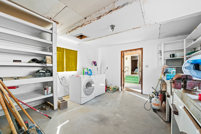 49 600 North Hurricane, UT 84737 - Photo 19 of 33 Below grade area featuring washing machine and dryer