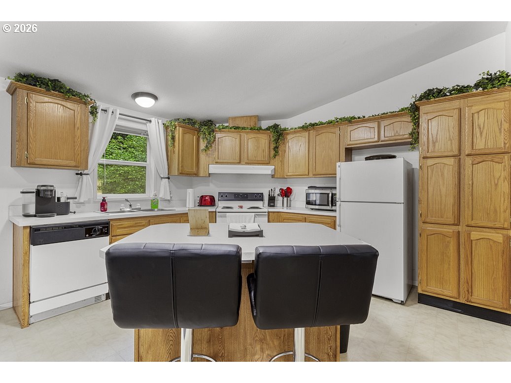 16755 South Livesay Road Oregon City, OR 97045 - Photo 10 of 38