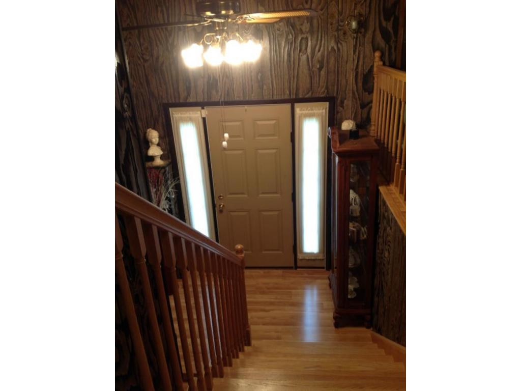 129 Helton Road Hampton, TN 37658 - Photo 10 of 24 Foyer