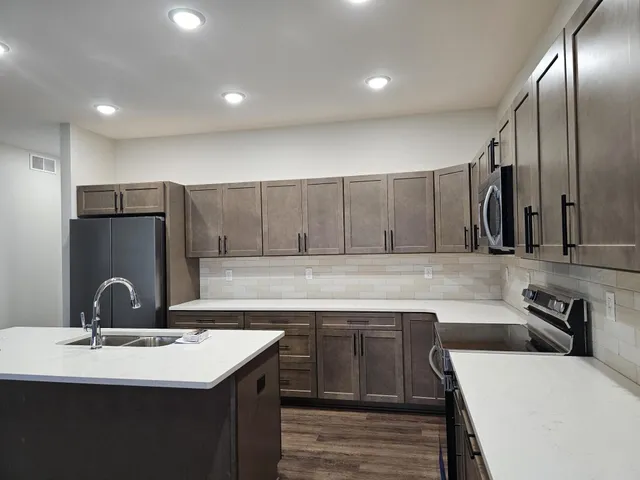 $349,500 | 116 East Sheridan Street, Fremont, MI 49412