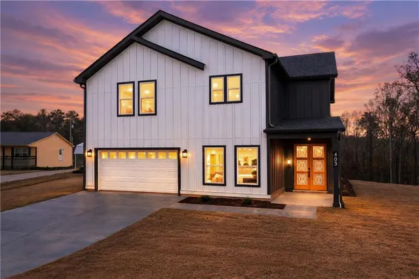 $499,999 | 403 Magnolia Avenue, Jefferson, GA 30549