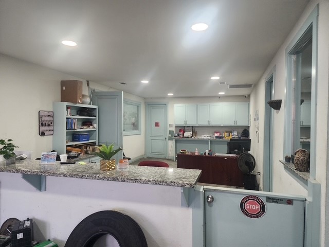 2520 West Mt Houston Road Houston, TX 77038 - Photo 13 of 27