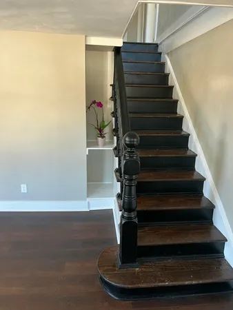 a view of entryway