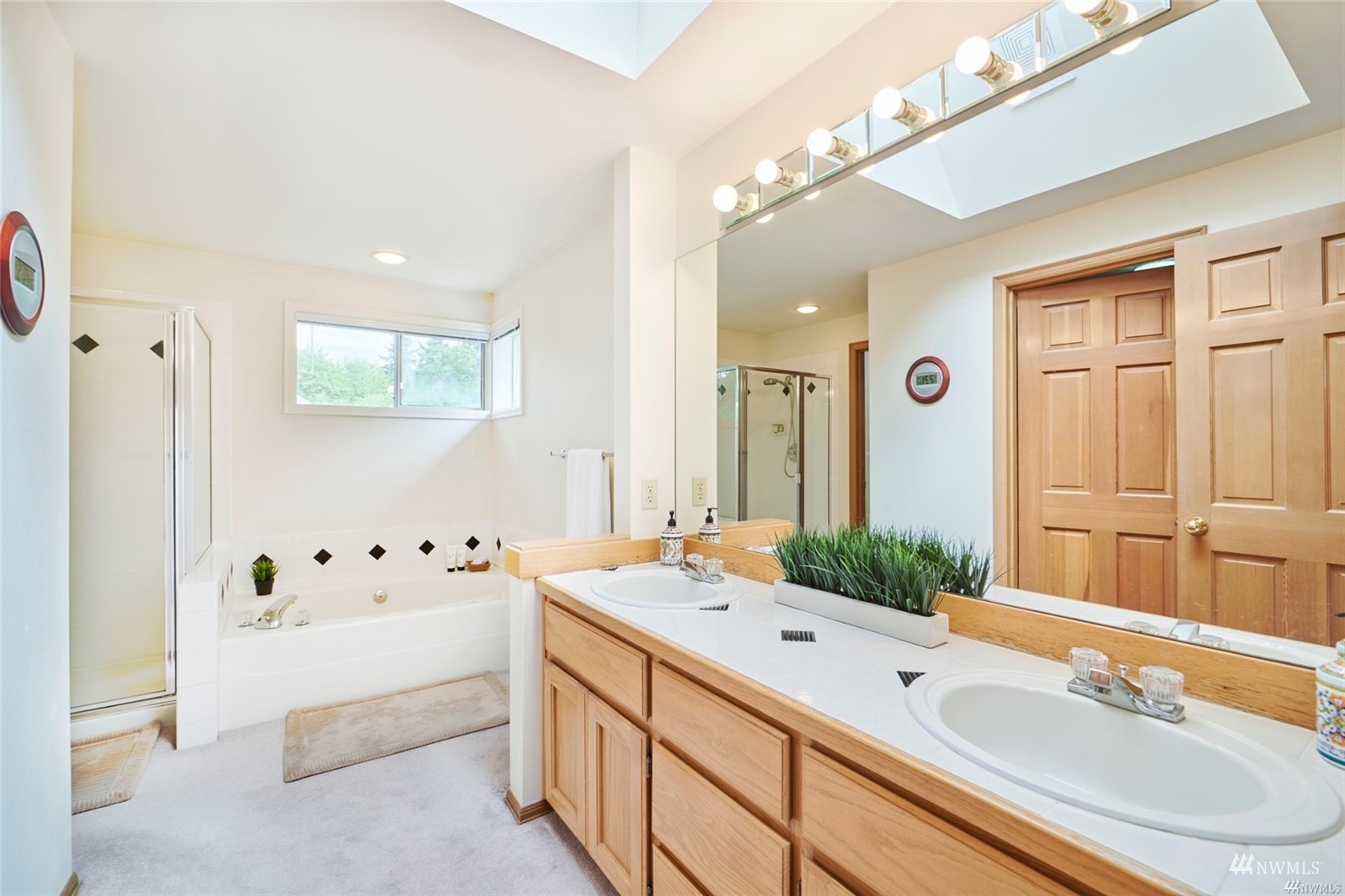 13803 Southeast 186th Place Renton, WA 98058 - Photo 18 of 39 Gallery Image 18