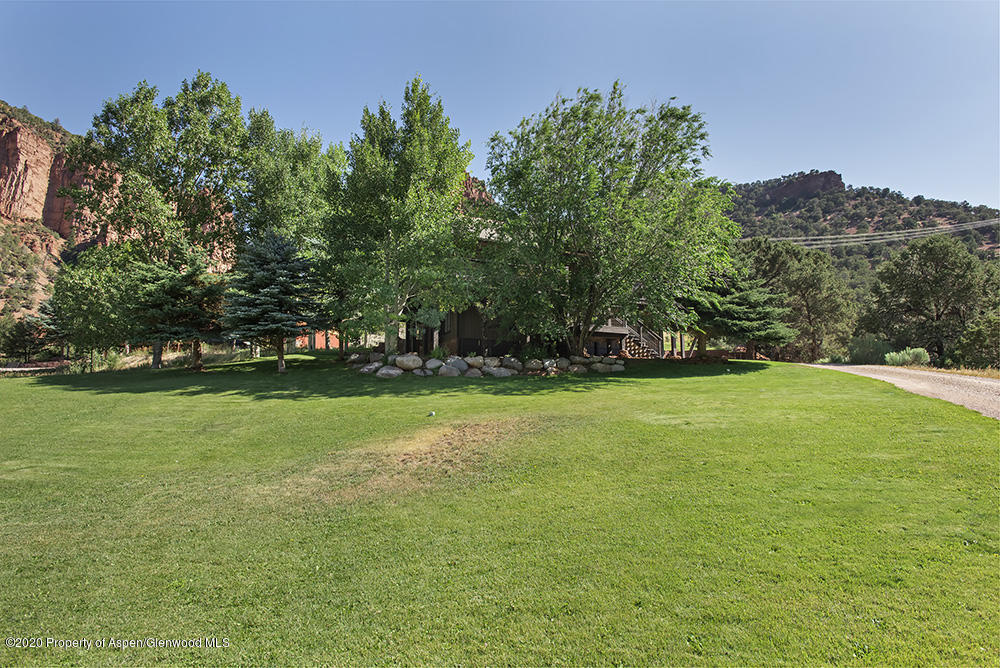 326 Knight Road Basalt, CO 81621 - Photo 21 of 47 Front Yard