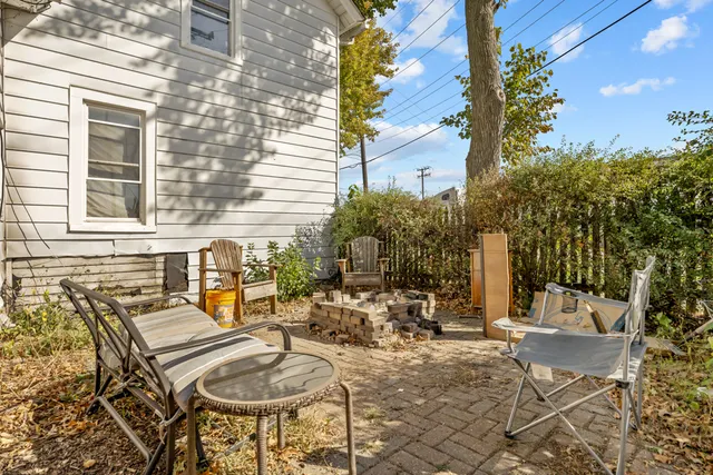 $160,000 | 125 Mill Avenue, Hampshire, IL 60140