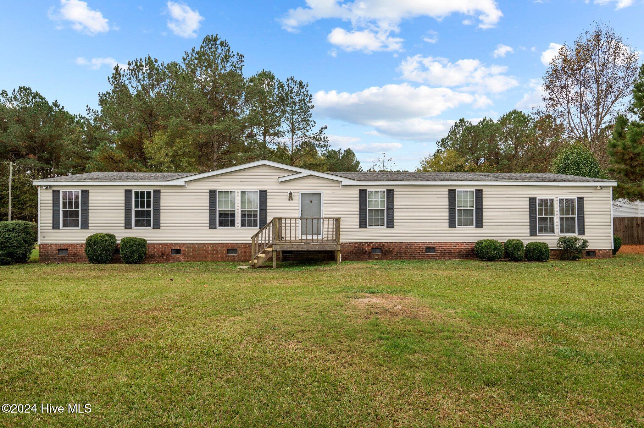 1210 Sandy Ridge Road Robersonville, NC 27871 - Photo 2 of 49 2-web-or-mls-COX_4457