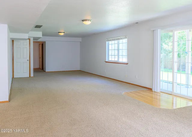 $585,000 | 115 Lyle Loop, Selah, WA 98942