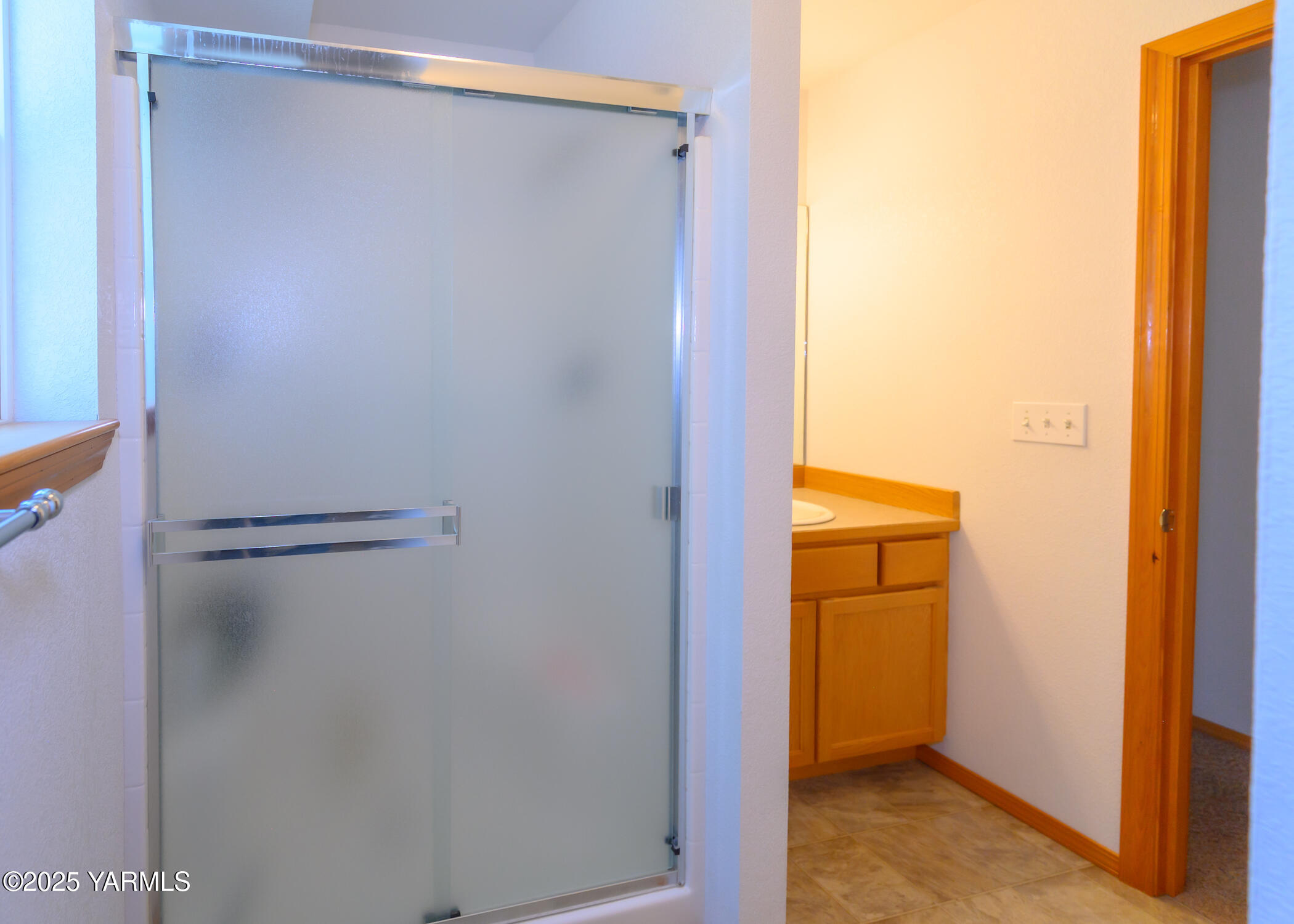 115 Lyle Loop Selah, WA 98942 - Photo 27 of 37 Basement Bathroom