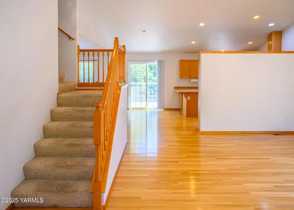 $580,000 | 115 Lyle Loop, Selah, WA 98942