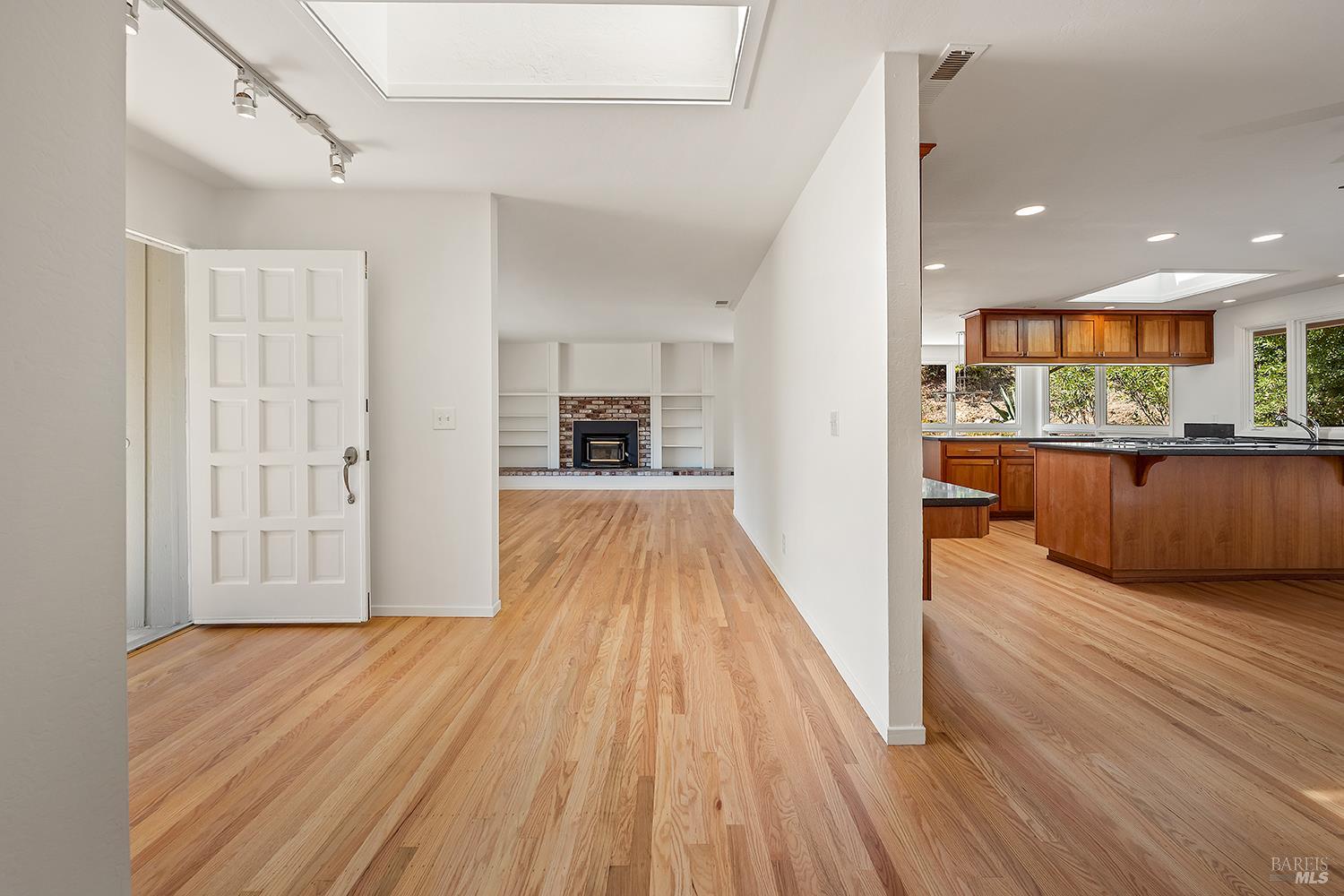 35 Salvador Way San Rafael, CA 94903 - Photo 6 of 46 a view of a living room with wooden floor