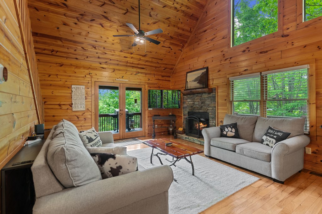 458 Sugar Mountain Road Blue Ridge, GA 30513 - Photo 14 of 65