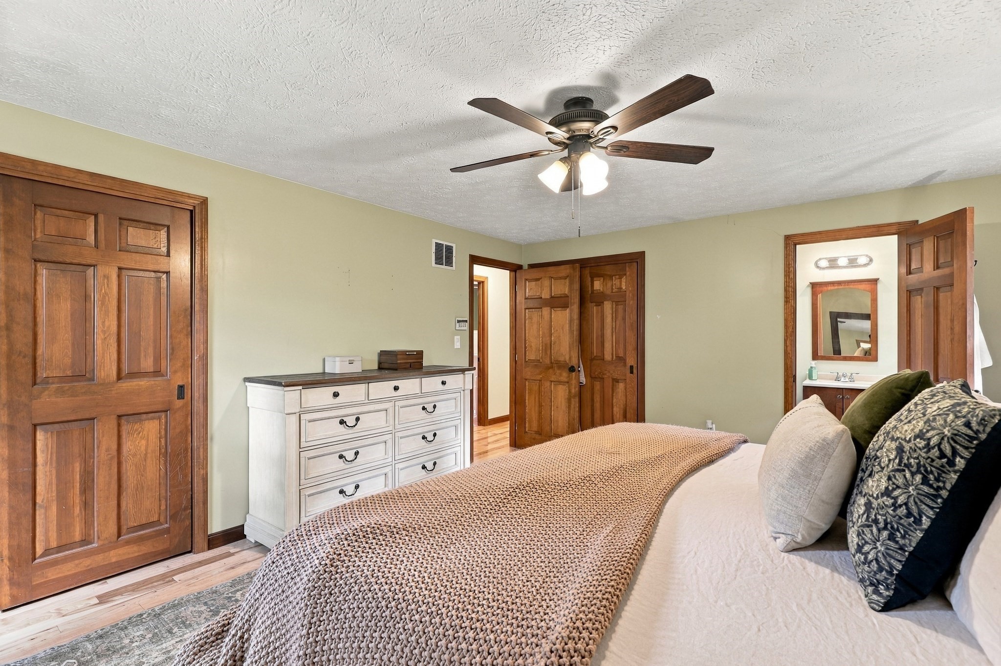 60 Bailey Road Dracut, MA 01826 - Photo 23 of 39 Gallery Image 23