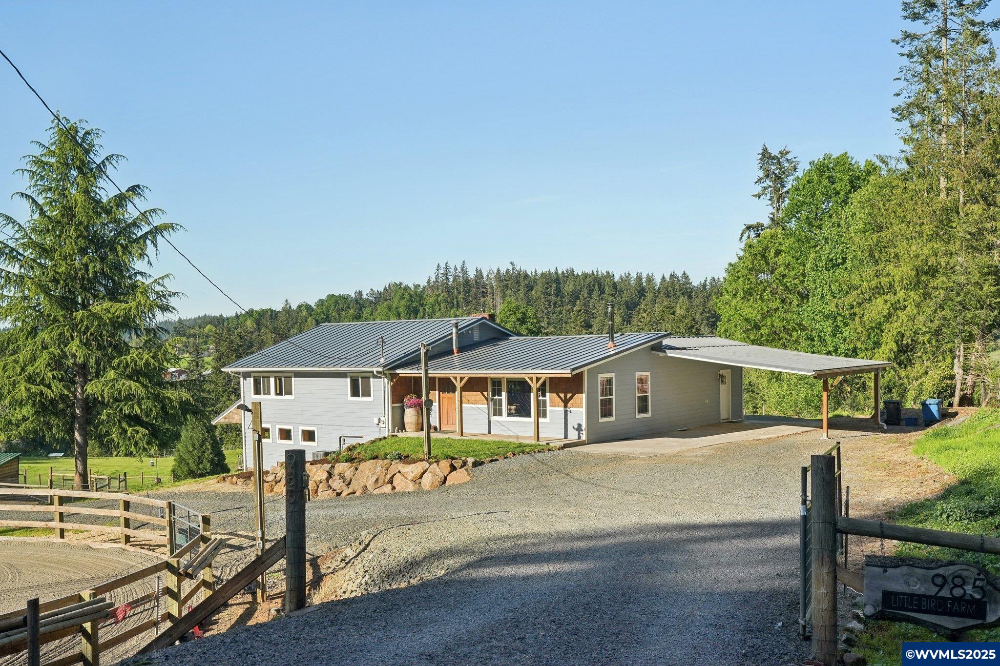 985 Crooked Finger Road Northeast Scotts Mills, OR 97375 - Photo 3 of 48 Gallery Image 3