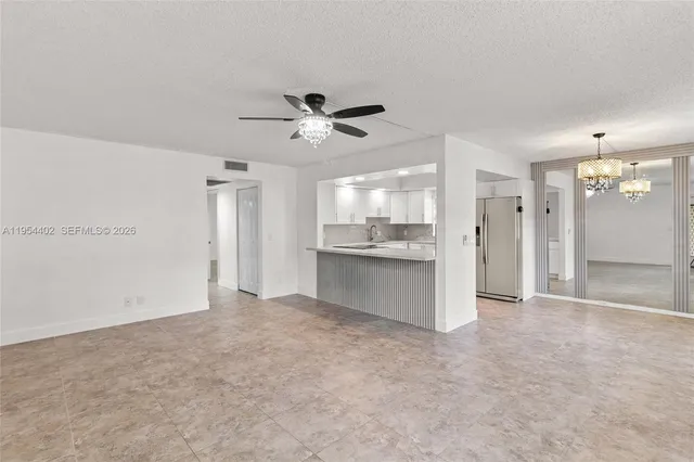 $249,000 | 850 Southwest 133rd Terrace, Unit 118B, Pembroke Pines, FL 33027