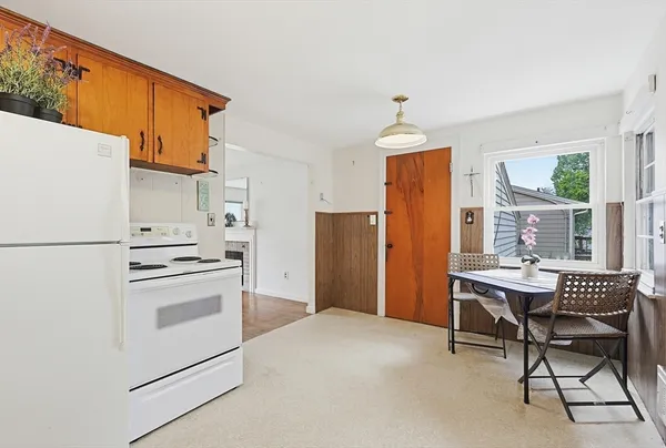$499,999 | 433 Winter Street, Norwood, MA 02062