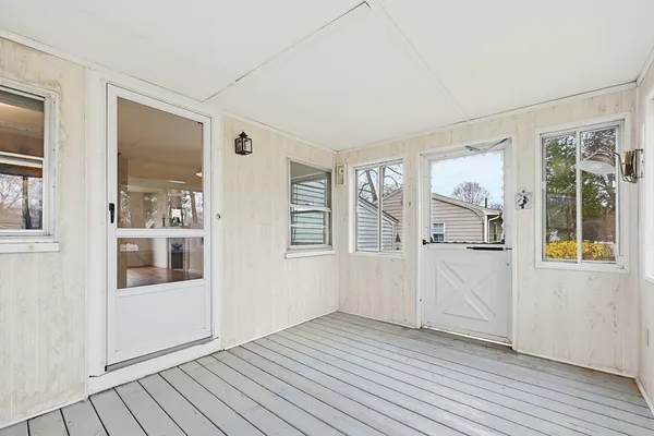 $499,999 | 433 Winter Street, Norwood, MA 02062