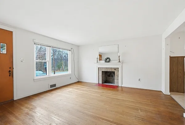 $499,999 | 433 Winter Street, Norwood, MA 02062