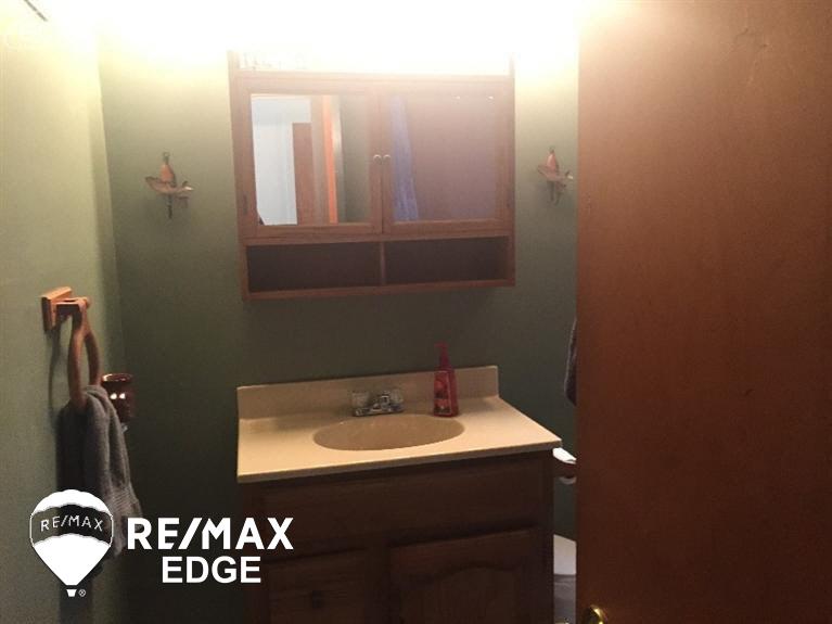 4154 North Belsay Road Flint, MI 48506 - Photo 7 of 17 21384327-6.JPG