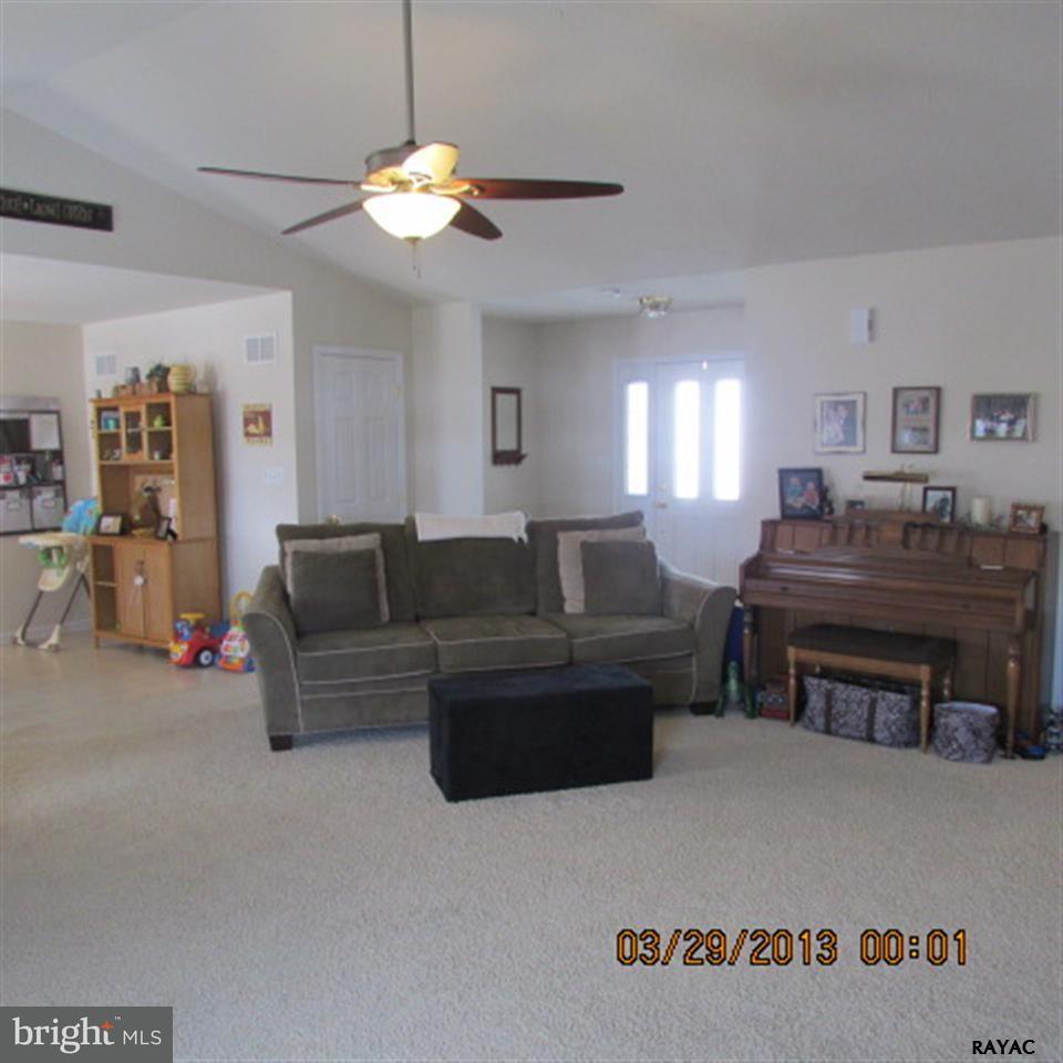 319 Barts Church Road Hanover, PA 17331 - Photo 4 of 36