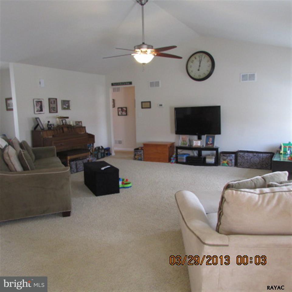 319 Barts Church Road Hanover, PA 17331 - Photo 6 of 36