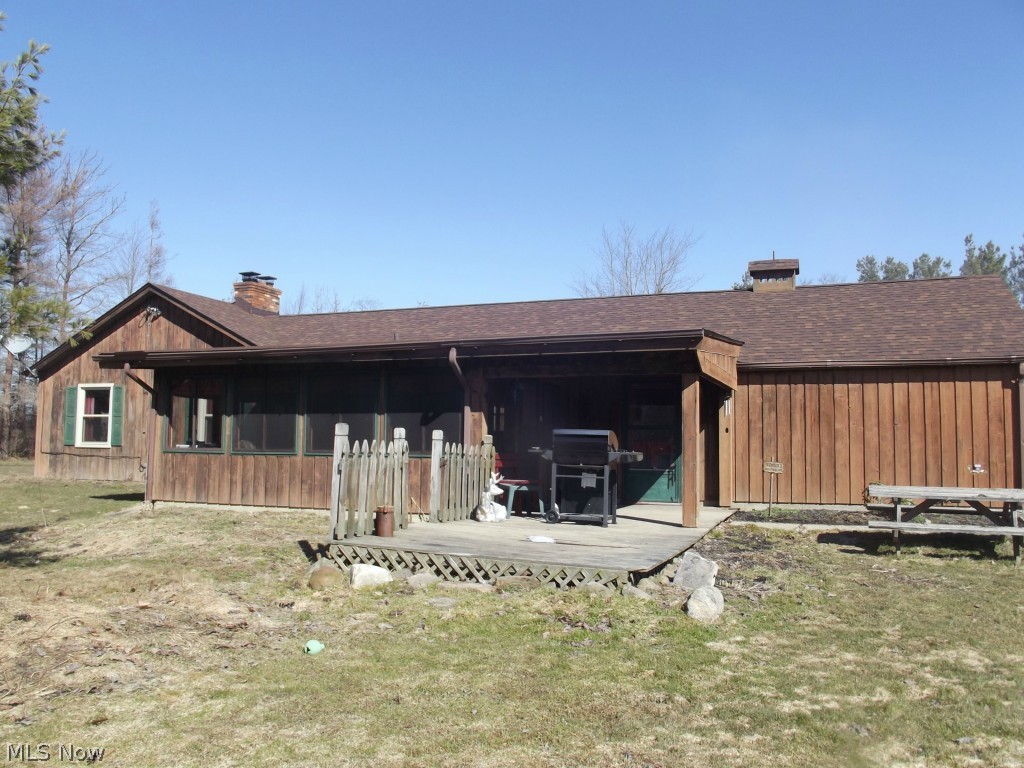 17461 Burrows Road Thompson, OH 44086 - Photo 2 of 24