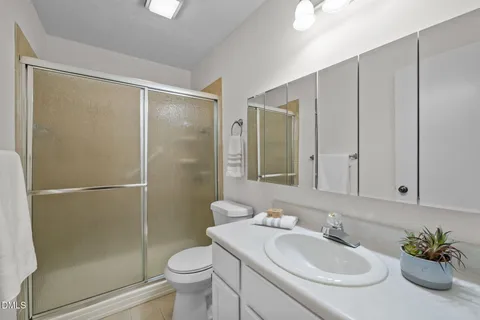 $450,000 | 123 Essex Drive, Chapel Hill, NC 27514