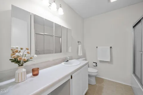 $450,000 | 123 Essex Drive, Chapel Hill, NC 27514