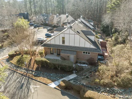 $450,000 | 123 Essex Drive, Chapel Hill, NC 27514