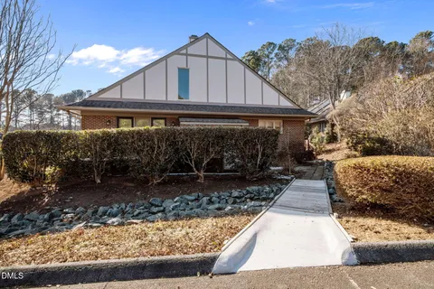 $450,000 | 123 Essex Drive, Chapel Hill, NC 27514