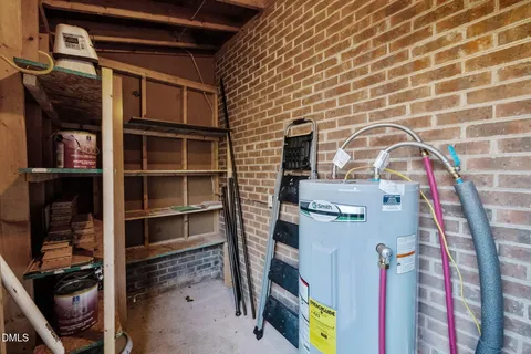 $450,000 | 123 Essex Drive, Chapel Hill, NC 27514