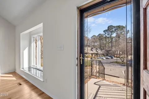 $450,000 | 123 Essex Drive, Chapel Hill, NC 27514