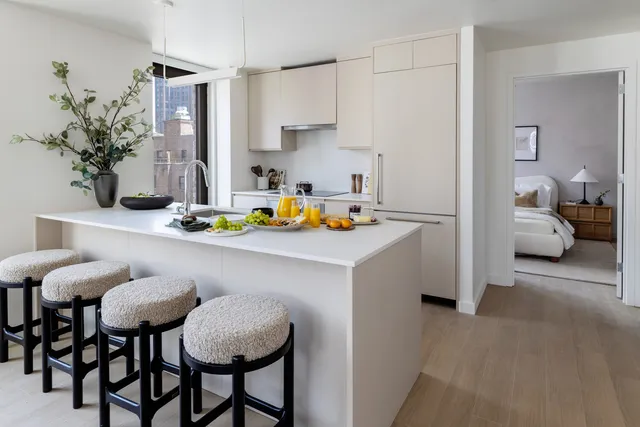 $14,250 | 300 East 50th Street, Unit 23A | Midtown East