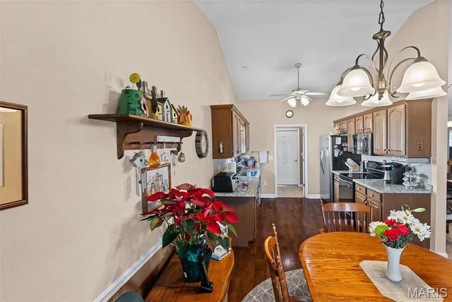 $250,000 | 2759 East B Street Road, Belleville, IL 62221