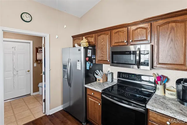 $250,000 | 2759 East B Street Road, Belleville, IL 62221