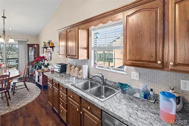 $250,000 | 2759 East B Street Road, Belleville, IL 62221