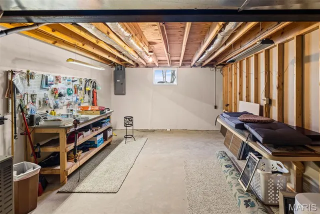 $250,000 | 2759 East B Street Road, Belleville, IL 62221