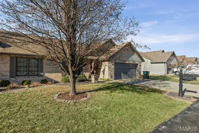 $250,000 | 2759 East B Street Road, Belleville, IL 62221