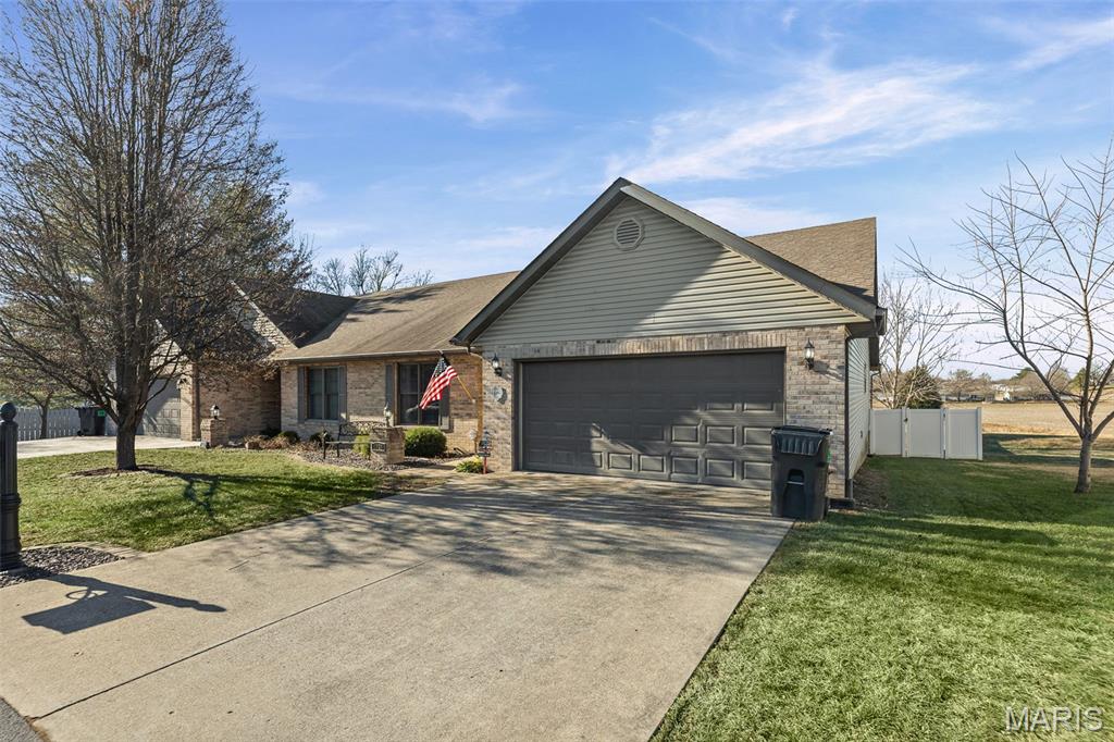 2759 East B Street Road Belleville, IL 62221 - Photo 4 of 36 Gallery Image 4
