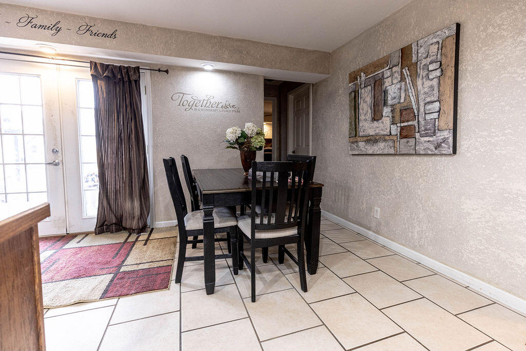 221 West Howard Street Brook, IN 47922 - Photo 5 of 25 1024x683