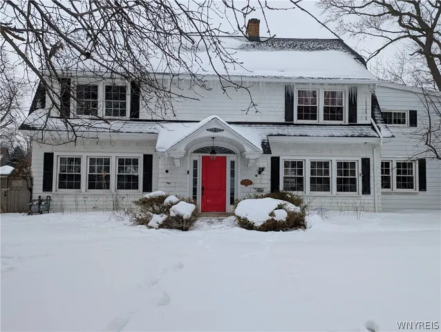 $2,200 | 5722 Buffalo Avenue, Niagara Falls, NY 14304