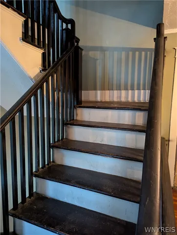 $2,200 | 5722 Buffalo Avenue, Niagara Falls, NY 14304