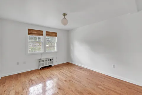 $479,000 | 378 Castle Avenue, Fairfield, CT 06825