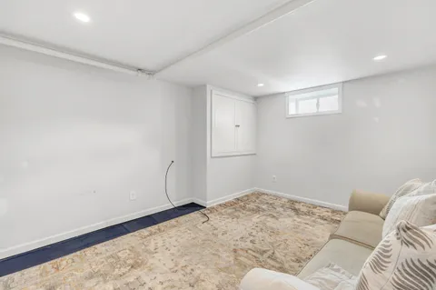 $479,000 | 378 Castle Avenue, Fairfield, CT 06825