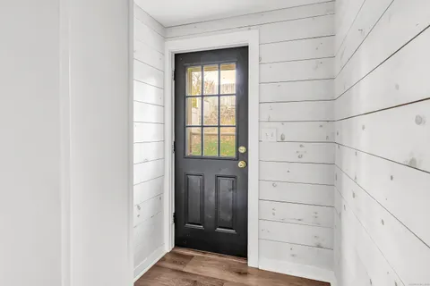 $479,000 | 378 Castle Avenue, Fairfield, CT 06825